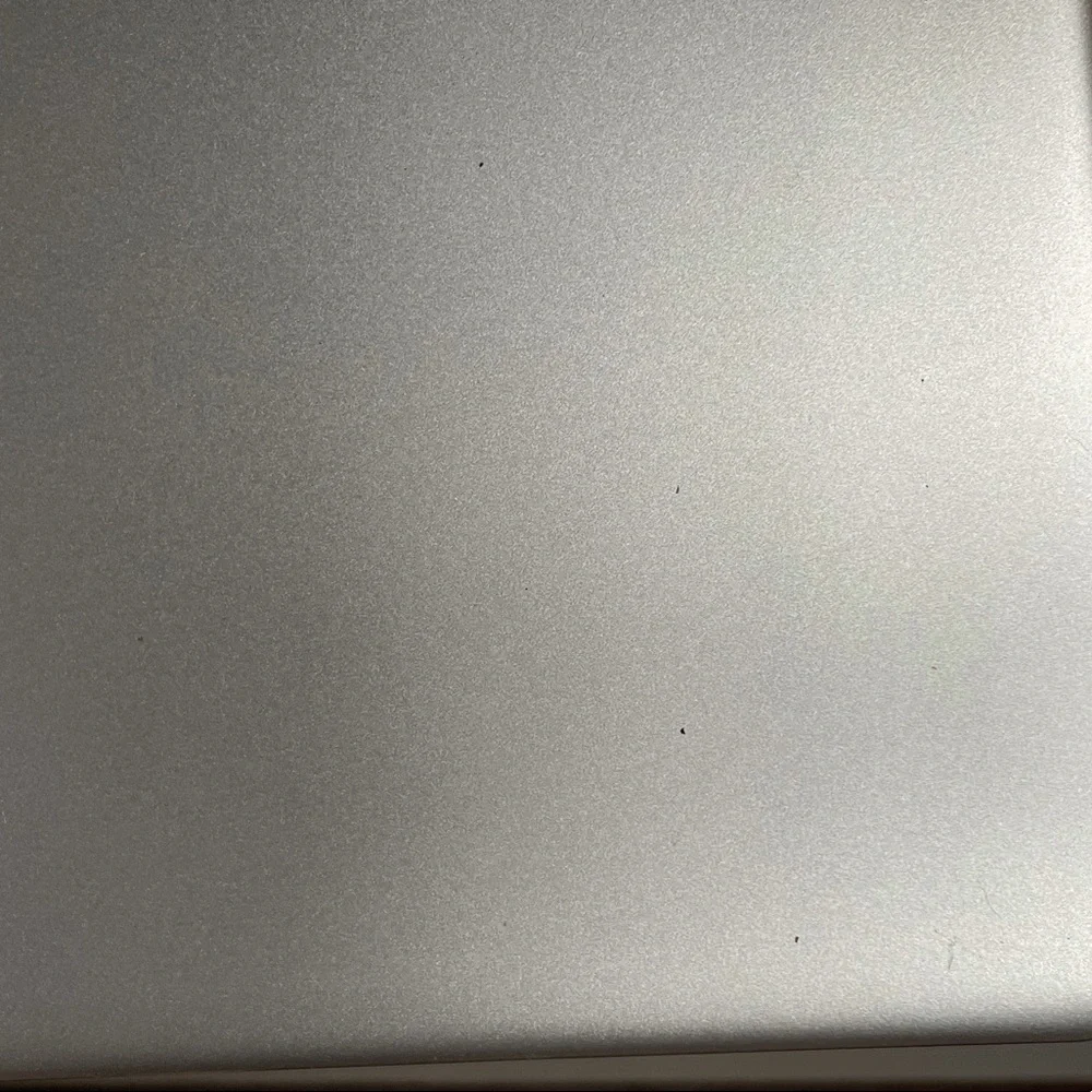 HP 15-DY1023DX 15.6 inch (256GB, Intel Core i5 10th Gen., 1.00 GHz, 12gb RAM)